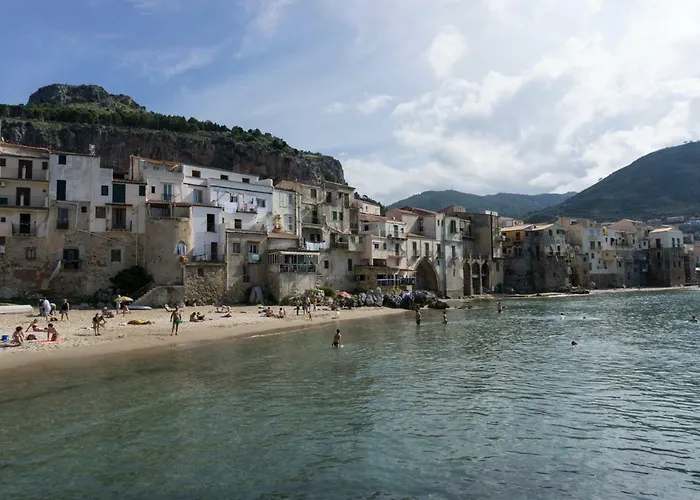 Santa Lucia * Cefalú