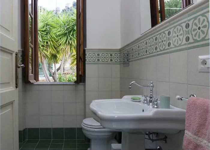 Santa Lucia צ'פאלו